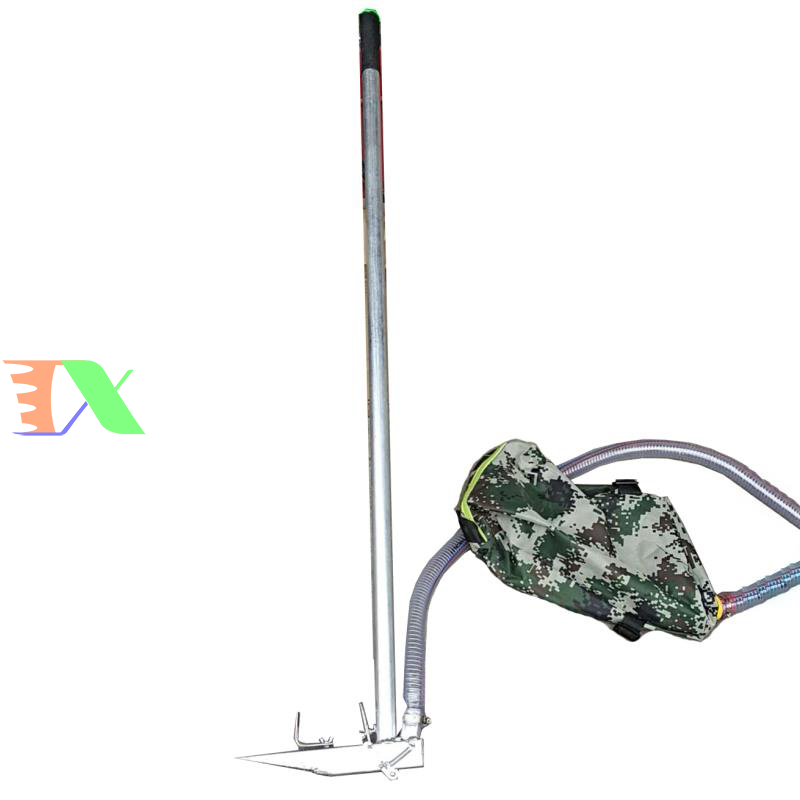 Cuốc bón phân dạng túi